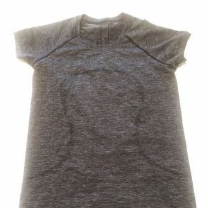 Lululemon grey swiftly t shirt
